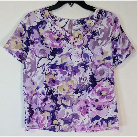 Alfred Dunner Tops - Alfred Dunner Petite Floral Short Sleeve Blouse Purple 10P Laser Cut V-Neck
